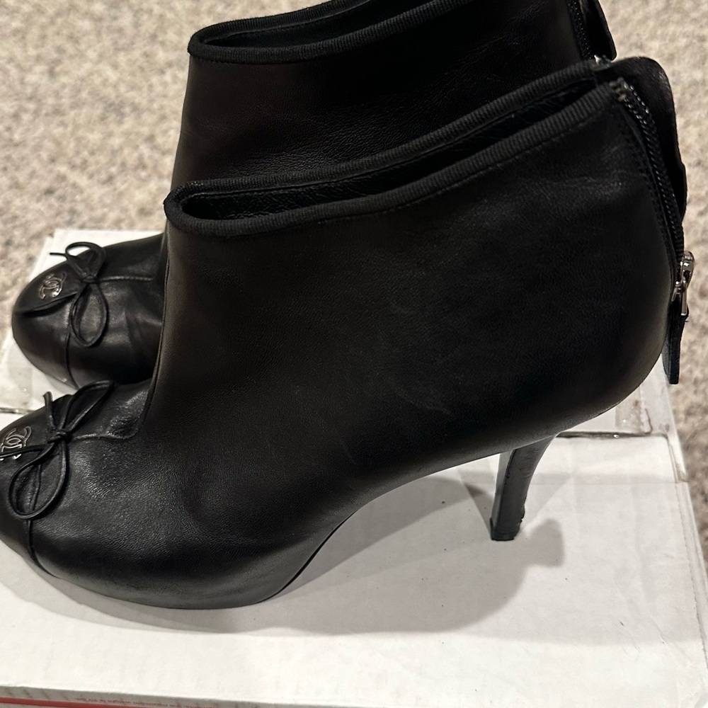 Channel booties, Used, size 39,5